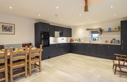 Cwmtirmynach Cottage | Y STABL, family friendly, character holiday cottage in Cerrigydrudion