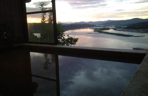 Hata-gun House | Yamamizuki