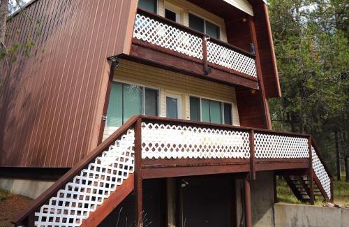 Island Park House | Yellow Goose Chateau