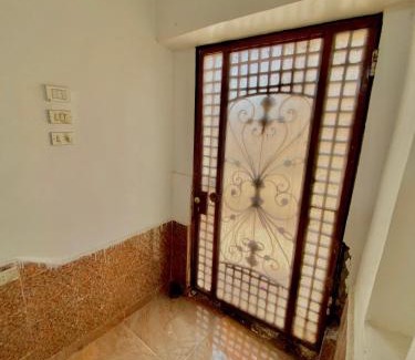 Luxor Villa | Yellow House on the Nile