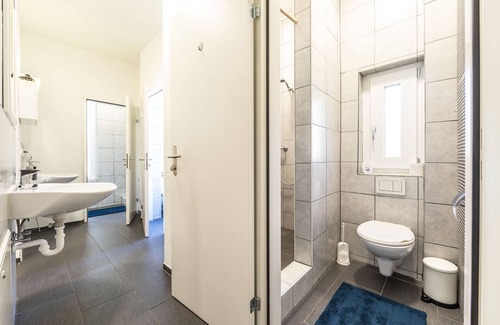 St. Gallen House | Yellow Inn