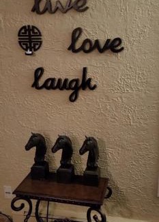 Cody Resort | Yellowstone House of the Three Bears 2 Blocks to Downtown