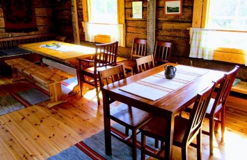 Valtimo House | Yläpihan Tila