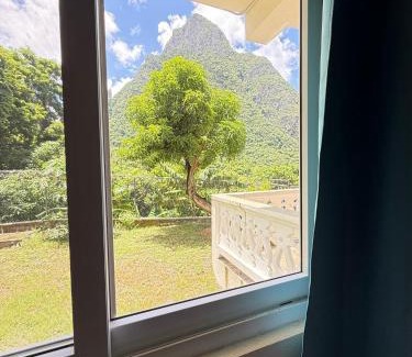 Soufriere Apartment | You 4 Ric Piton Suites