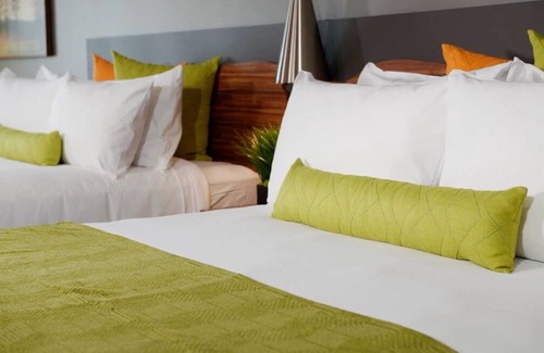 Circleville Resort | Your Catskills Waterpark Hideaway! 3 Relaxing Accommodations w/Balconies! Pool!