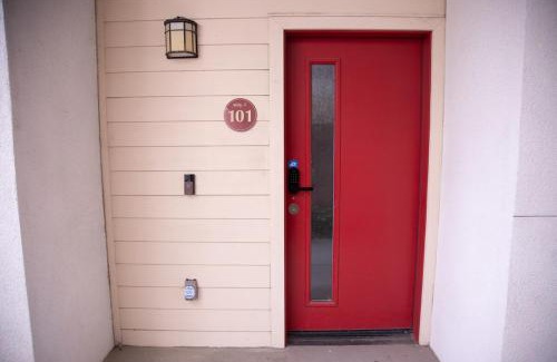 Corona Apartment | Your Home Away from Home