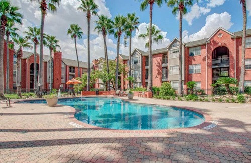 Astrodome Apartment | Your Lovely Oasis Apartment in TX Medical Center
