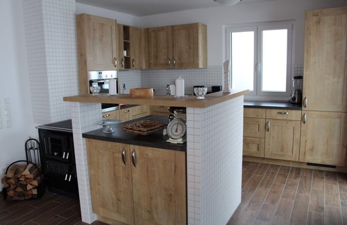 Steindorf am Ossiacher See Apartment | Your sunny box seat over the lake