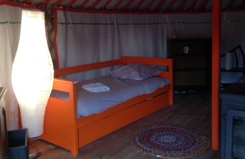 Saint-Leger-sur-Dheune RV Rental | Yourte Mongole