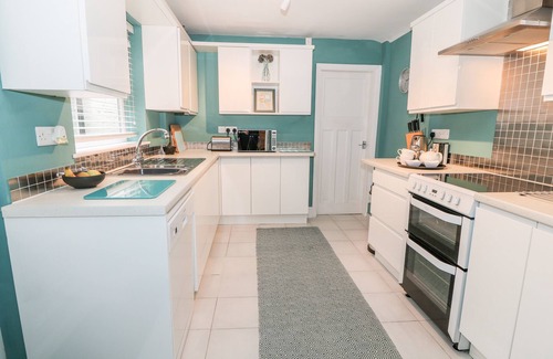 Rhiwbryfdir Cottage | YR ADFA (THE RETREAT), family friendly in Blaenau Ffestiniog