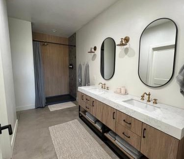 Juab County House | Yuba Lake Barndominium Resort