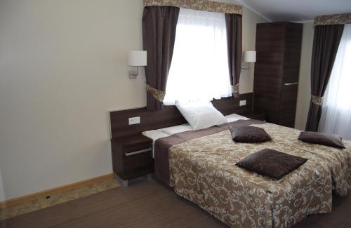 Borkowo Lostowickie Bed & Breakfast | Złoty Staw