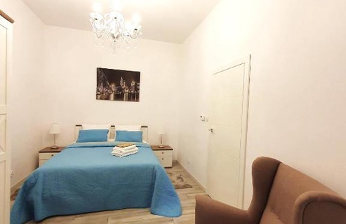 Wesoła Zachod Apartment | Z-1 Kraków Old Town O&P ApartFamily