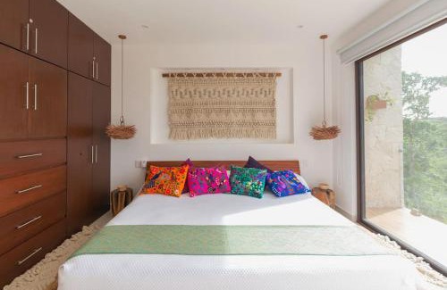 Tulum Apartment | ZAAZIL, JUNGLE VIEW & GREAT POOL 100MB FIBER WIFI!