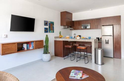 Tulum Apartment | ZAAZIL, JUNGLE VIEW & GREAT POOL 100MB FIBER WIFI!