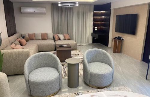 Al Duqqi Apartment | Zahir-701