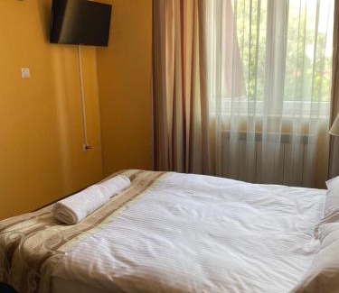 Miechow Bed & Breakfast | Zajazd Miechus