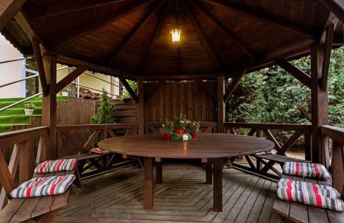 gmina Trzcinica Hotel | Zajazd Różany