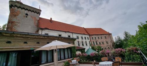 Otmuchow Hotel | Zamek Otmuchów