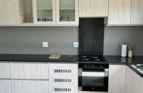 Deneysville House | Zari on Vaal Country Lodge