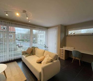 Mariakerke Apartment | Zeegidss