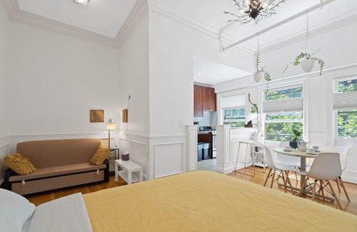 Belltown Apartment | Zen Gem Studio Downtown