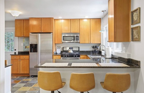 La Grange Park House | Zen in La Grange Park