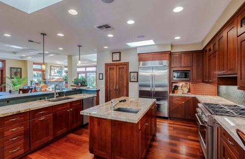 Morena House | Zen Vibes-private pool, spa, central location.