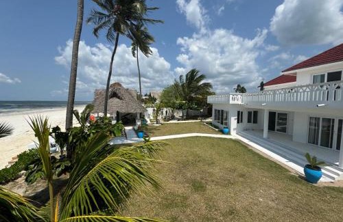 Uroa House | Zen-Zanzibar Beach Front Villa