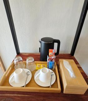 Bung Khong Long Hotel | Zenery Lake Resort