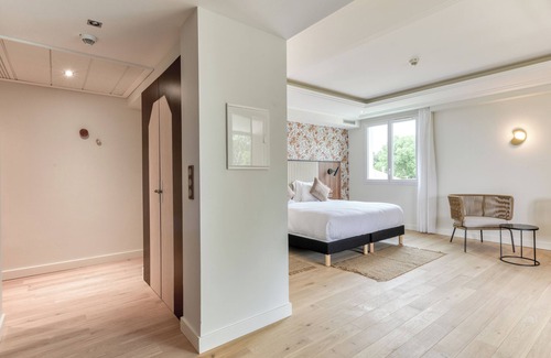 Juvignac Hotel | Zenitude Hotel la Valadière, an Ascend Collection Hotel