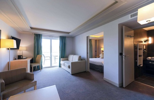 Juvignac Hotel | Zenitude Hotel la Valadière, an Ascend Collection Hotel