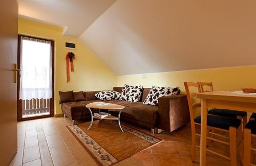 Trebnje House | Zidanica Meglič - Vineyard cottage Meglič