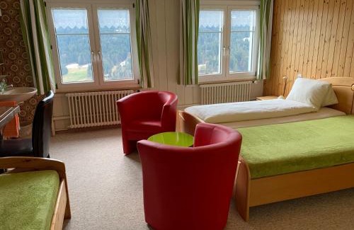 Wildhaus Bed & Breakfast | Zimmer & z'Morgä Schönenboden