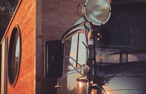 Ursensollen House | Zinipi Lodge am Oldtimer am Demeterhof bei Amberg