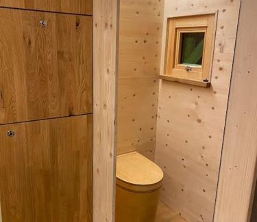 Ursensollen House | Zinipi Lodge am Oldtimer am Demeterhof bei Amberg