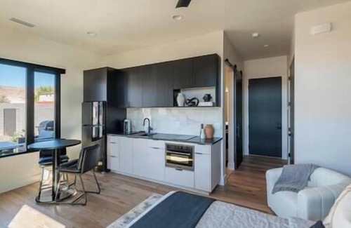 Virgin House | Zion Modern Lux Casita