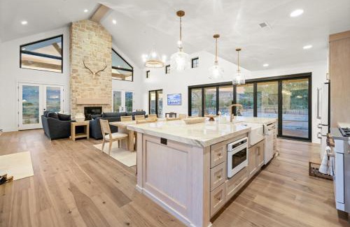 Virgin House | Zion River front Farmhouse