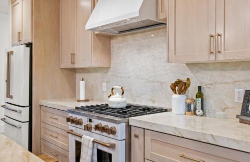 Virgin House | Zion River front Farmhouse