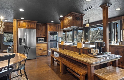 Virgin Cabin | Zion's Cabin and Boujee Barn