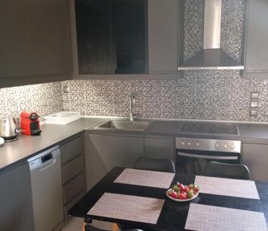 Zalongo Apartment | Zoe's Apartment