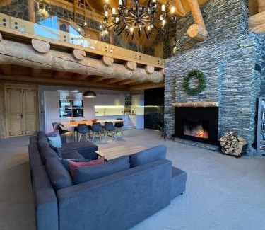 Velka Lomnica Villa | Zrub Mrázik