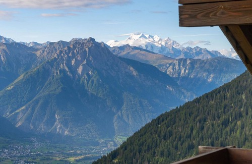 Riederalp Apartment | Zurschmitten 0 1. UG Süd by Interhome