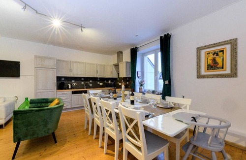 Tintigny Apartment | Zythogite Apartment 9 persons, garden, bbq