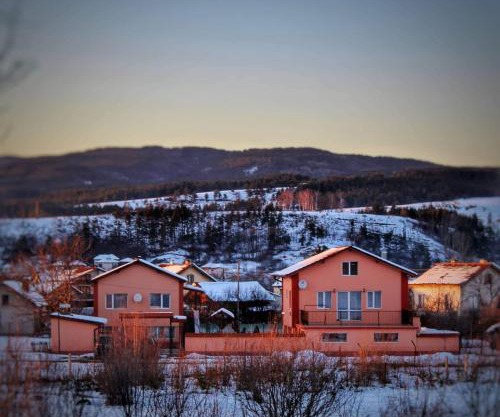 Къщи за гости Ореха