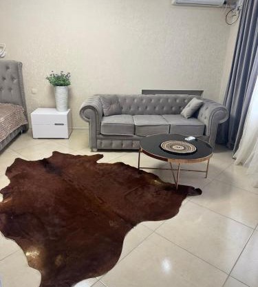 Театральна Дванадцять