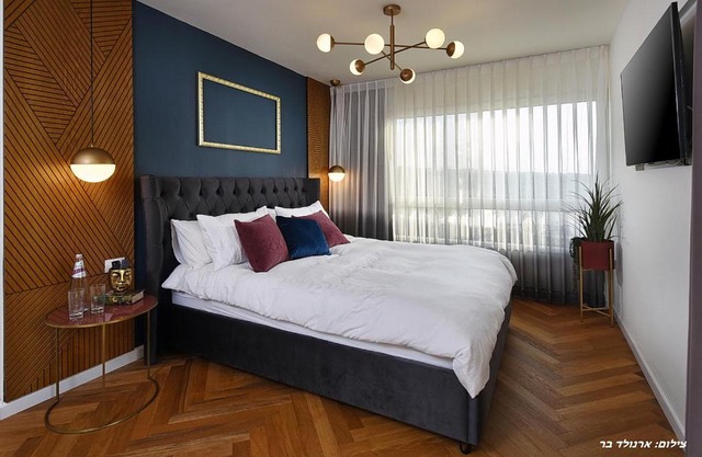 מוריה גולד - MORIA GOLD