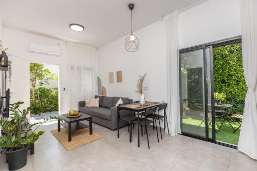 סוויטת מול הבניאס