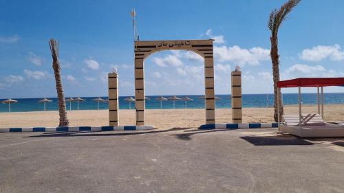 تاهيتي باي - شاليه على البحر في الساحل الشمالي