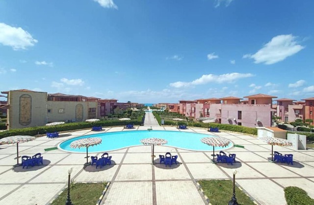 شاليه للايجار قريه تيباروز الساحل الشمالي